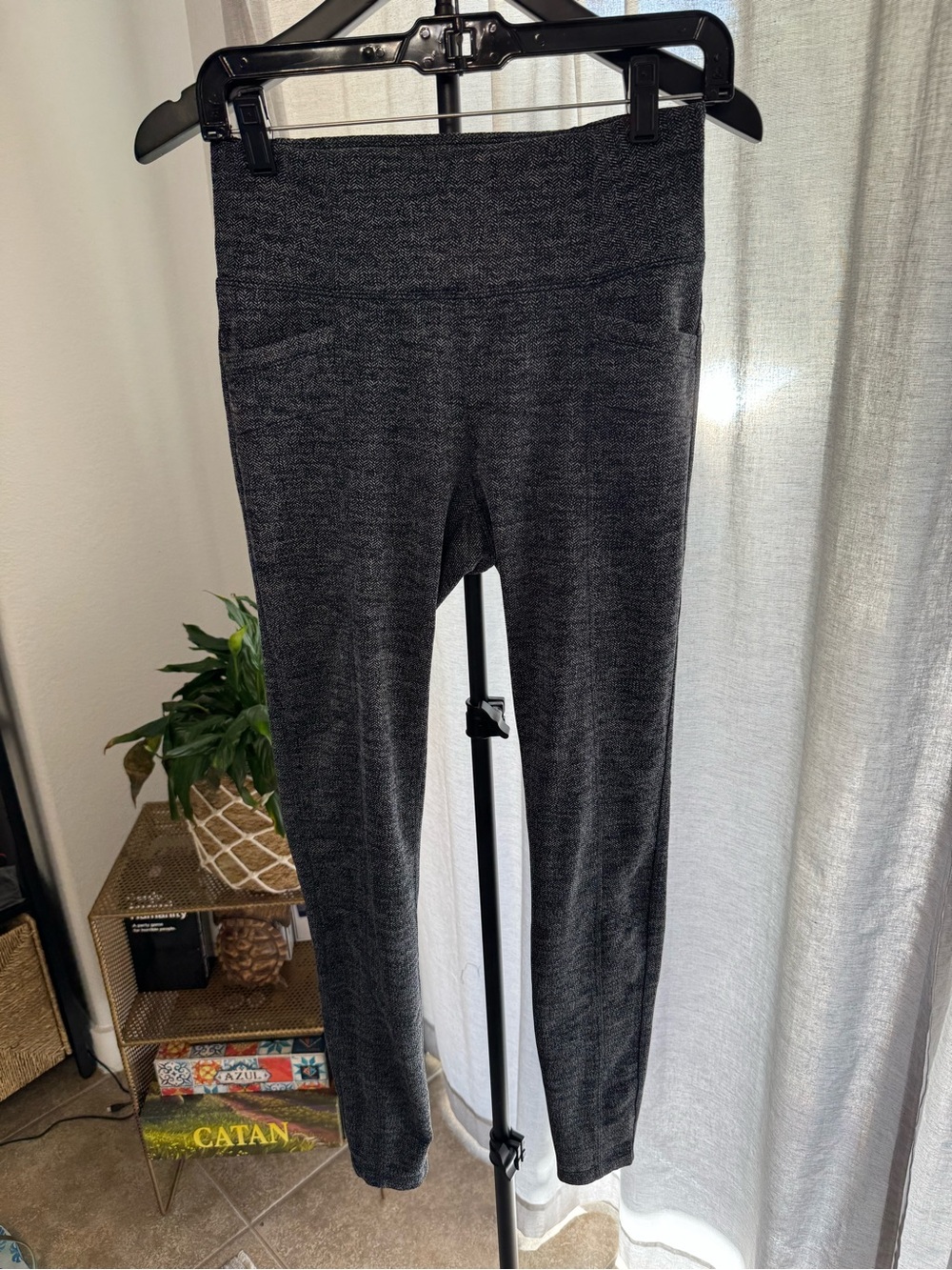 Athleta Charcoal Herringbone Ponte Leggings with Front Pockets